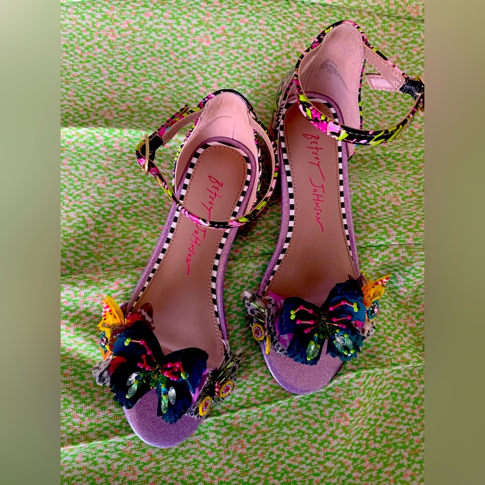 Betsey Johnson Butterfly Pippy Heeled Girls Sandals